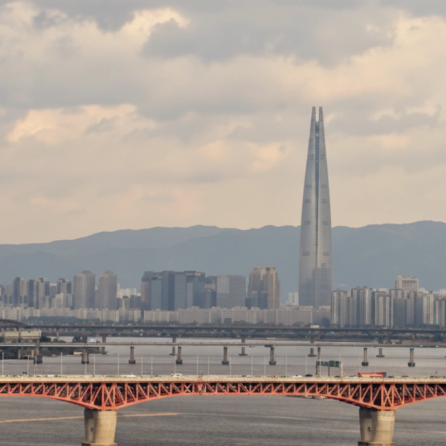 도심 강변 다리를 담은 타임랩스 촬영 예시